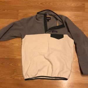 Patagonia Men's Zip Up Sweater in Gray and Cream